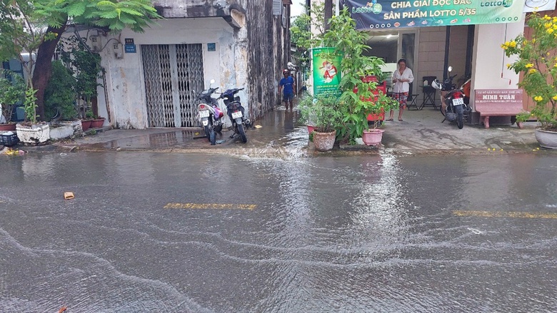C&agrave; Mau: Triều cường d&acirc;ng cao, cuộc sống người d&acirc;n đảo lộn- Ảnh 10.
