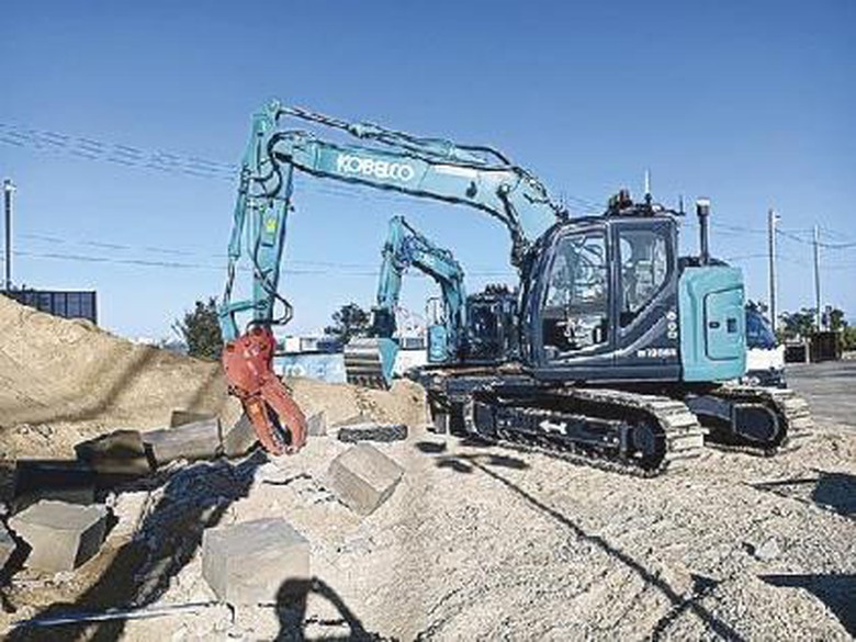 Japan demonstrates remote technology in Kyiv to support Ukraine&rsquo;s postwar reconstruction- Ảnh 1.