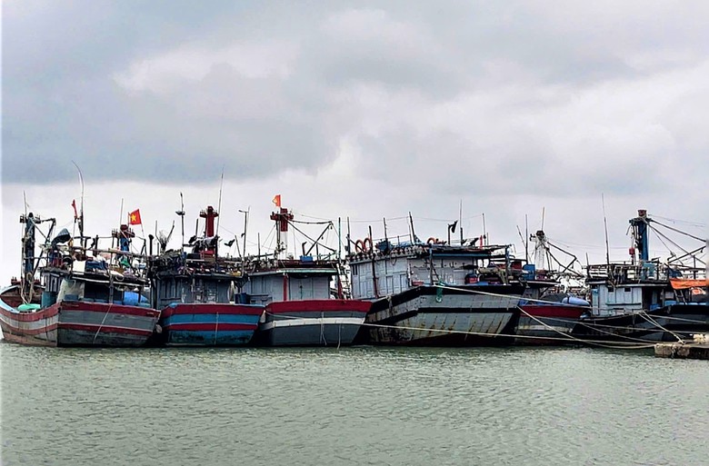 B&atilde;o 12 chưa đổ bộ, nhiều v&ugrave;ng thấp trũng của Huế đ&atilde; ngập s&acirc;u- Ảnh 9.