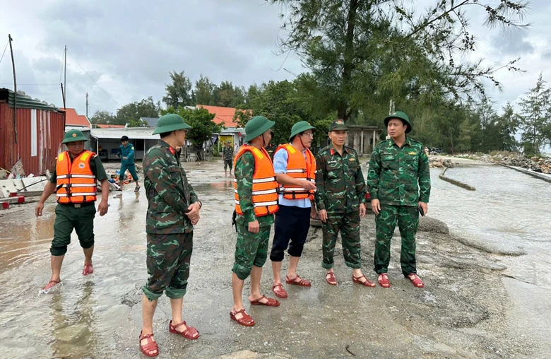 B&atilde;o 12 chưa đổ bộ, nhiều v&ugrave;ng thấp trũng của Huế đ&atilde; ngập s&acirc;u- Ảnh 8.