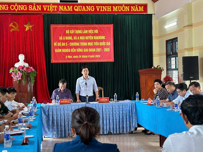 Những người &acirc;m thầm tạo dựng ch&iacute;nh s&aacute;ch, g&oacute;p phần đem đến m&aacute;i ấm cho mu&ocirc;n nh&agrave;- Ảnh 2.