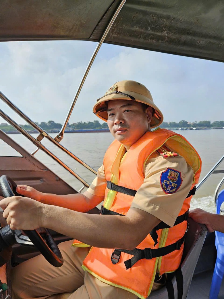 Ph&uacute; Thọ: Kiểm so&aacute;t chặt phương tiện ngay từ điểm xuất ph&aacute;t, hạn chế TNGT đường thủy- Ảnh 6.