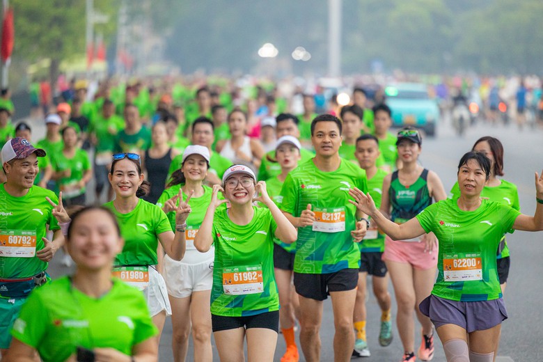 VPBank Hanoi International Marathon 2025, cung đường chạy đậm chất thu Hà Nội- Ảnh 6.