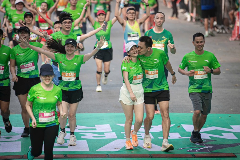 VPBank Hanoi International Marathon 2025, cung đường chạy đậm chất thu Hà Nội- Ảnh 8.