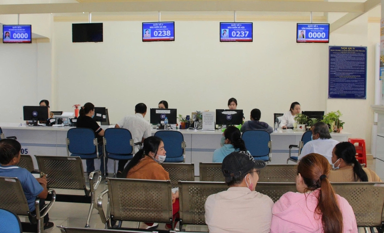 Vĩnh Long: R&uacute;t ngắn thời gian giải quyết 15 thủ tục h&agrave;nh ch&iacute;nh về x&acirc;y dựng- Ảnh 1.