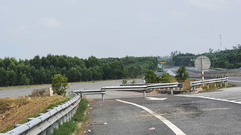 Khẩn trương x&acirc;y dựng c&aacute;c trạm dừng nghỉ tr&ecirc;n cao tốc Kh&aacute;nh H&ograve;a- Ảnh 5.