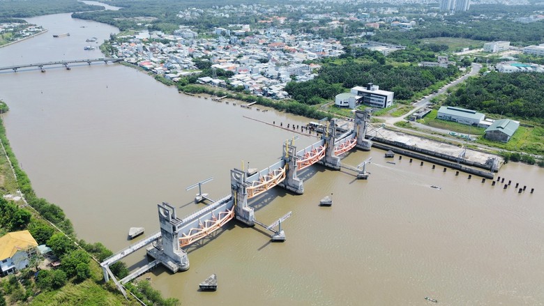 TP.HCM tăng tốc chống ngập, triển khai 9 dự án hơn 7.150 tỷ đồng - Ảnh 3.