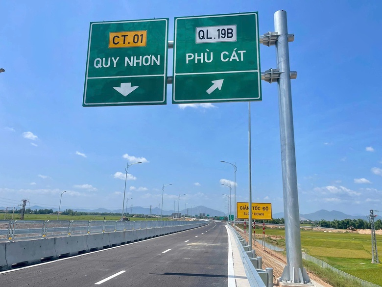 Th&aacute;o gỡ vướng mắc, đẩy nhanh tiến độ trạm dừng nghỉ cao tốc qua Gia Lai- Ảnh 2.