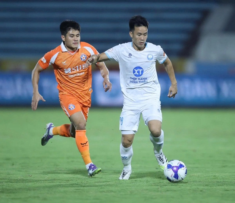 V-League: Hàng công bế tắc, Nam Định suýt thua Đà Nẵng- Ảnh 2. V-League: Hàng công bế tắc, Nam Định suýt thua Đà Nẵng- Ảnh 2.