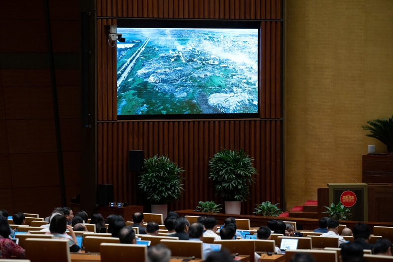 Kiểm soát khí thải, ưu tiên chuyển đổi xanh hướng tới phát thải ròng bằng 0- Ảnh 2. Kiểm soát khí thải, ưu tiên chuyển đổi xanh hướng tới phát thải ròng bằng 0- Ảnh 2.