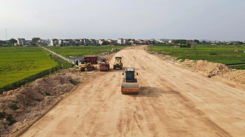 Khắc phục c&ocirc;ng bố gi&aacute; vật liệu &ldquo;đi sau&rdquo; thị trường- Ảnh 1.