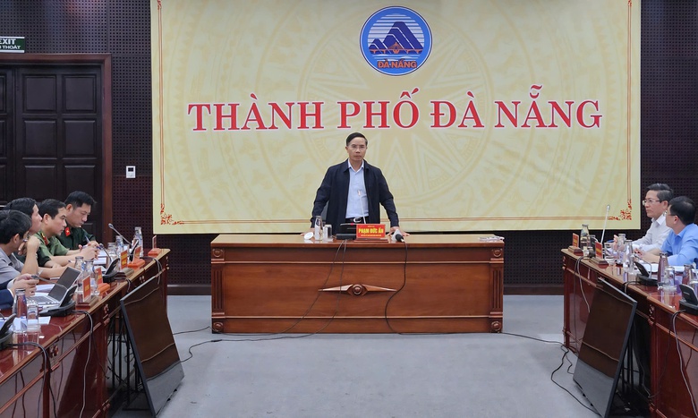 Đ&agrave; Nẵng: Cầu C&acirc;u L&acirc;u cũ nguy cơ bị lũ cuốn tr&ocirc;i- Ảnh 1.