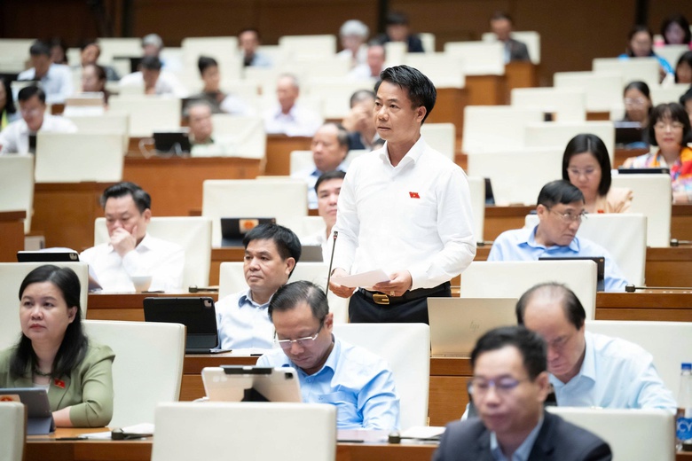 Đẩy mạnh đầu tư hạ tầng, đưa cao tốc đến mọi miền đất nước- Ảnh 1. Đẩy mạnh đầu tư hạ tầng, đưa cao tốc đến mọi miền đất nước- Ảnh 1.