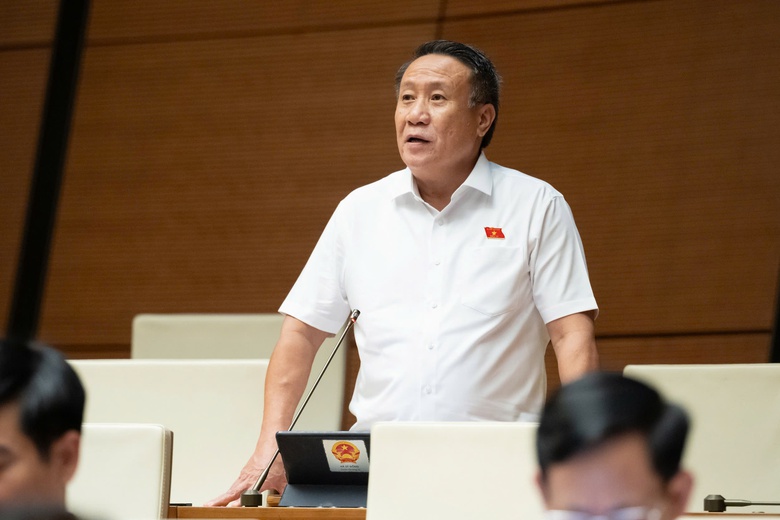 ĐBQH đề nghị rà soát yêu cầu nộp sổ đỏ photo, tránh gây phiền hà cho người dân- Ảnh 1. ĐBQH đề nghị rà soát yêu cầu nộp sổ đỏ photo, tránh gây phiền hà cho người dân- Ảnh 1.