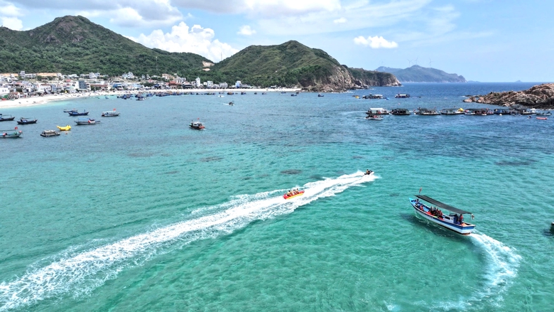 Gia Lai: Tăng cường tuần tra, kiểm so&aacute;t, giữ b&igrave;nh y&ecirc;n tr&ecirc;n s&ocirc;ng nước- Ảnh 2.