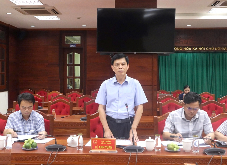 Thứ trưởng L&ecirc; Anh Tuấn đề nghị Đắk Lắk đẩy nhanh tiến độ c&aacute;c dự &aacute;n giao th&ocirc;ng trọng điểm- Ảnh 3.