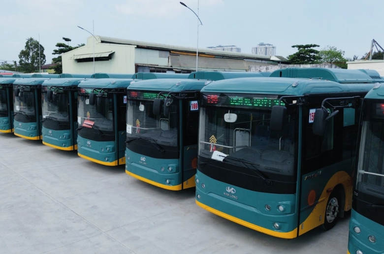 Đồng Nai trợ gi&aacute; v&eacute; xe bu&yacute;t cho người gi&agrave;, sinh vi&ecirc;n v&agrave; hỗ trợ vốn đầu tư xe bu&yacute;t "xanh"- Ảnh 2.