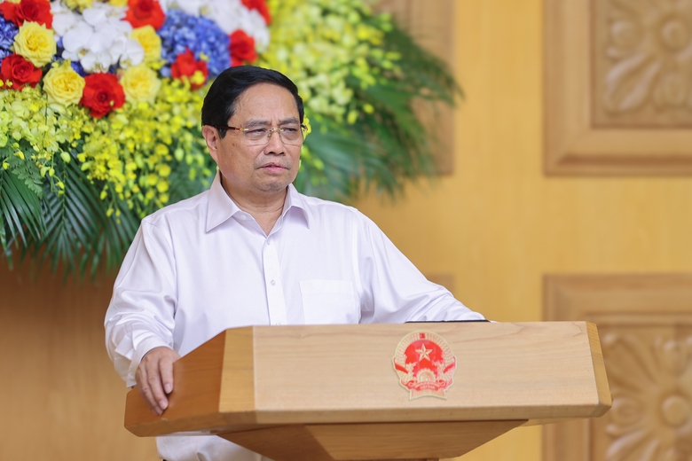 Thủ tướng chỉ đạo những việc cần l&agrave;m ngay để khắc phục hậu quả b&atilde;o số 10- Ảnh 1.