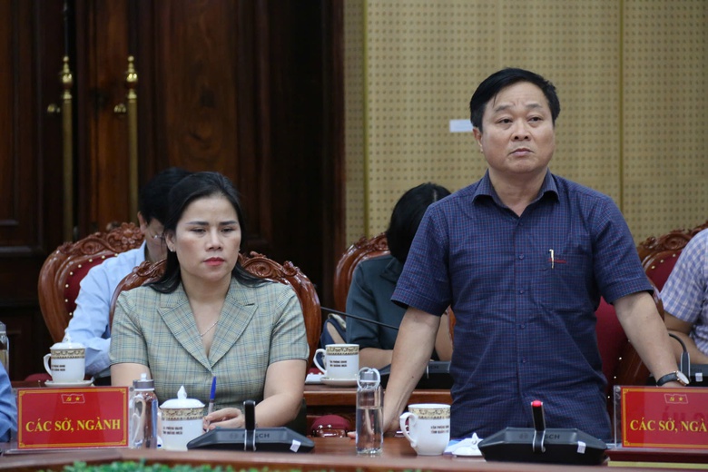 Hai Ph&oacute; Thủ tướng chỉ đạo khẩn trương khắc phục hậu quả mưa lũ tại Quảng Ng&atilde;i- Ảnh 9.