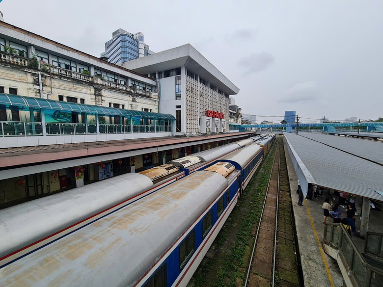 Thời gian xử l&yacute; hồ sơ từ v&agrave;i tuần xuống c&ograve;n v&agrave;i ng&agrave;y: Bước tiến mới của ng&agrave;nh đường sắt- Ảnh 3.