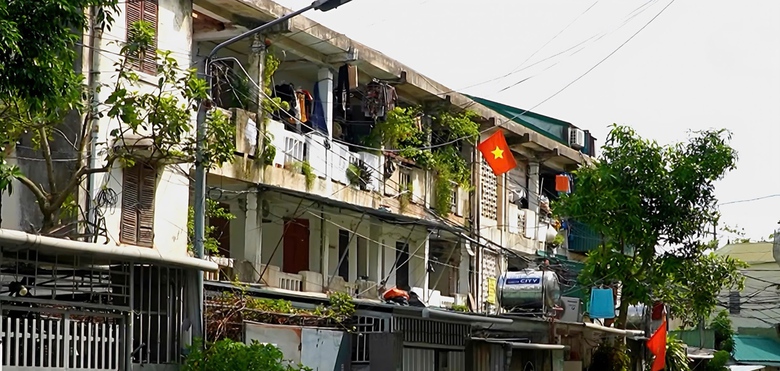 Nghệ An: Nhiều hộ d&acirc;n sống trong khu tập thể cũ n&aacute;t gần 50 năm chờ t&aacute;i định cư- Ảnh 3.