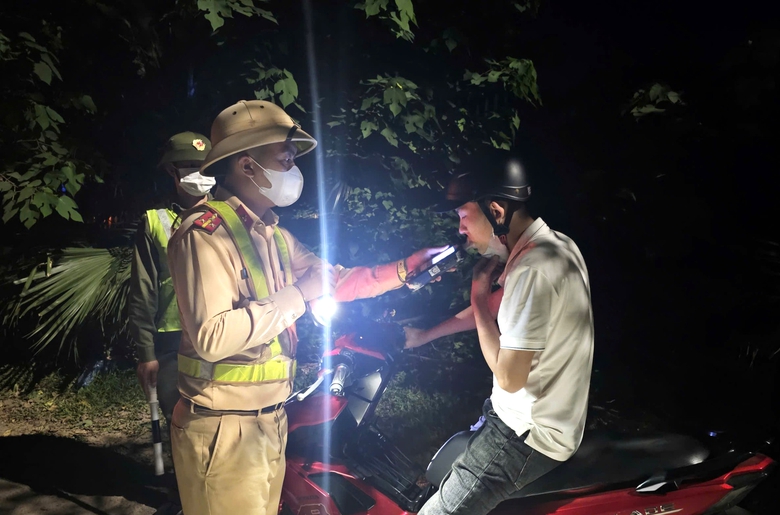 Th&aacute;i Nguy&ecirc;n: Đầu tư n&acirc;ng cấp hạ tầng, rốt r&aacute;o xử l&yacute; c&aacute;c điểm đen, TNGT giảm mạnh- Ảnh 4.