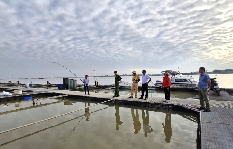 Chấn chỉnh t&igrave;nh trạng nu&ocirc;i trồng thủy sản g&acirc;y mất ATGT đường thủy tại Bắc Ninh- Ảnh 8.