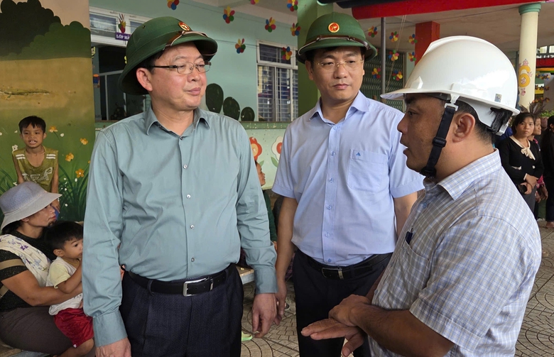 Hai Ph&oacute; Thủ tướng chỉ đạo khẩn trương khắc phục hậu quả mưa lũ tại Quảng Ng&atilde;i- Ảnh 12.