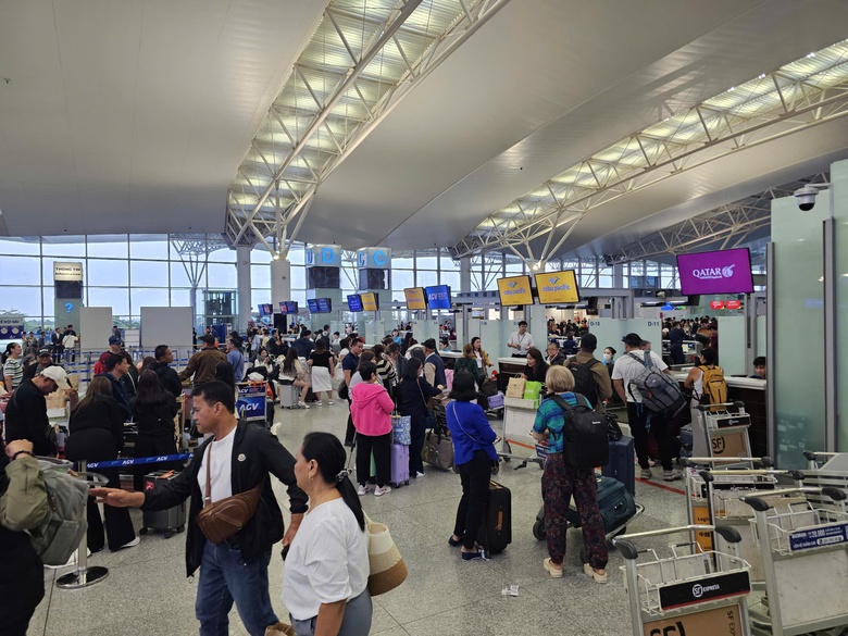 Luật h&oacute;a tr&aacute;ch nhiệm, n&acirc;ng tầm văn minh h&agrave;ng kh&ocirc;ng Việt Nam- Ảnh 1.