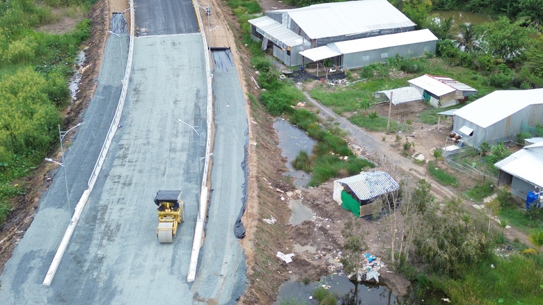 Đồng Tháp: Cầu Kênh Tứ thông xe cuối tháng 10/2025- Ảnh 1. Đồng Tháp: Cầu Kênh Tứ thông xe cuối tháng 10/2025- Ảnh 1.