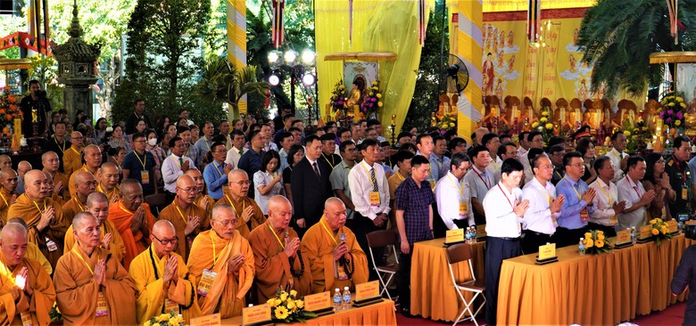 Hơn 1.000 người dự Đại lễ cầu si&ecirc;u c&aacute;c nạn nh&acirc;n tử vong do tai nạn giao th&ocirc;ng năm 2025- Ảnh 1.