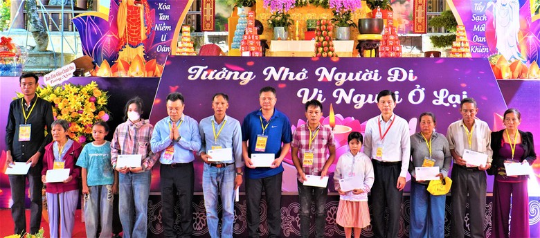 Hơn 1.000 người dự Đại lễ cầu si&ecirc;u c&aacute;c nạn nh&acirc;n tử vong do tai nạn giao th&ocirc;ng năm 2025- Ảnh 4.