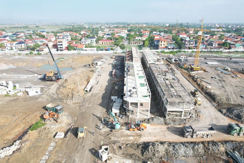 Thứ trưởng Nguyễn Văn Sinh: Ninh Bình tìm ra lời giải để phát triển nhà ở xã hội- Ảnh 2. Thứ trưởng Nguyễn Văn Sinh: Ninh Bình tìm ra lời giải để phát triển nhà ở xã hội- Ảnh 2.