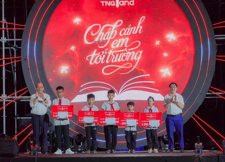 Đ&ecirc;m hội Trung thu đầu ti&ecirc;n tại Homie City: Gắn kết cộng đồng, lan tỏa gi&aacute; trị sống- Ảnh 1.