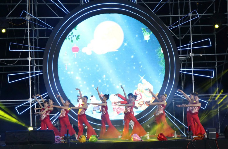 Đ&ecirc;m hội Trung thu đầu ti&ecirc;n tại Homie City: Gắn kết cộng đồng, lan tỏa gi&aacute; trị sống- Ảnh 2.