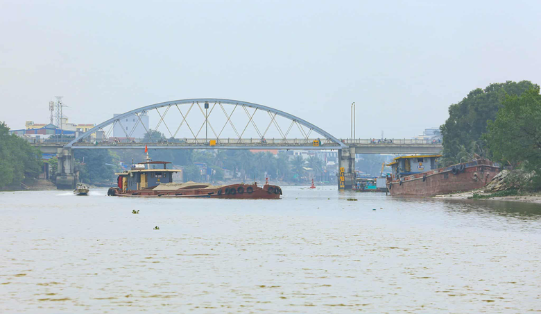 Miền T&acirc;y chiếm phần lớn ghe xuồng nhỏ, TP.HCM v&agrave; H&agrave; Nội dẫn đầu trọng tải đăng k&yacute;- Ảnh 1.