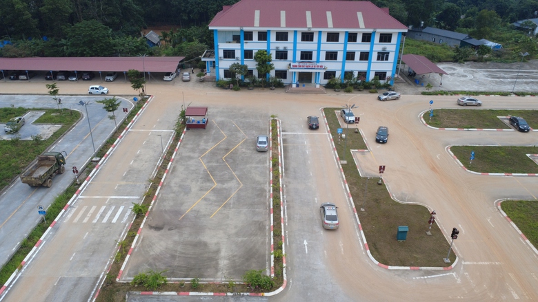 Bước chuyển trong đ&agrave;o tạo v&agrave; s&aacute;t hạch l&aacute;i xe tại L&agrave;o Cai- Ảnh 2.