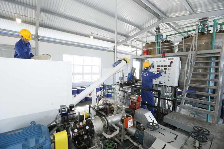Nhựa đường Petrolimex: Ti&ecirc;n phong c&ocirc;ng nghệ, tạo chuẩn mực mới cho ng&agrave;nh nhựa đường Việt- Ảnh 3.