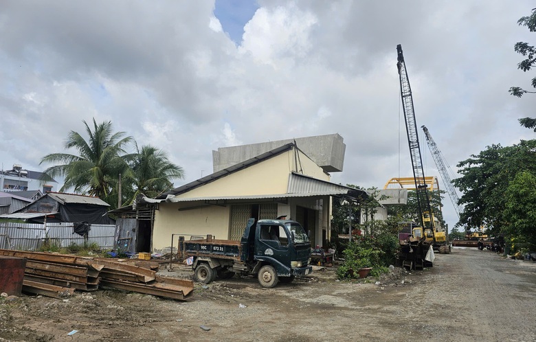 Đẩy nhanh tiến độ giải ph&oacute;ng mặt bằng đường Hồ Ch&iacute; Minh qua An Giang- Ảnh 2.