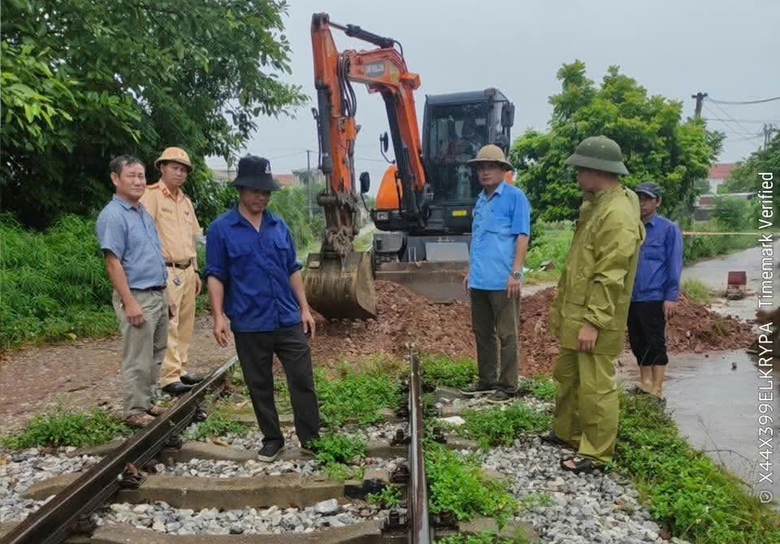 Bắc Ninh: Thực hiện nghi&ecirc;m Chỉ thị 22 của Ch&iacute;nh phủ x&oacute;a lối đi tự mở qua đường sắt- Ảnh 2.