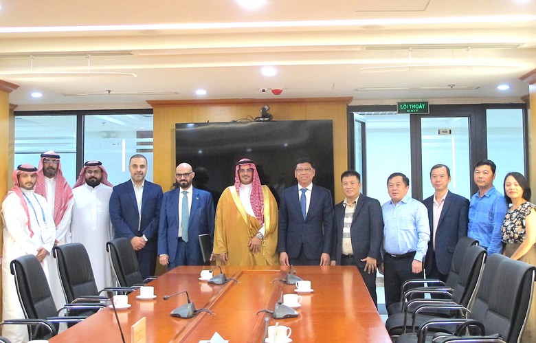 Th&uacute;c đẩy hợp t&aacute;c Việt Nam - Ả-rập X&ecirc;-&uacute;t trong lĩnh vực vận tải, logistics- Ảnh 3.