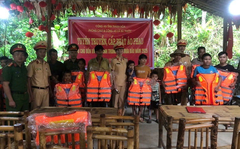 Thanh H&oacute;a: Vi phạm giao th&ocirc;ng đường thủy giảm mạnh sau khi c&oacute; Nghị định 139- Ảnh 2.