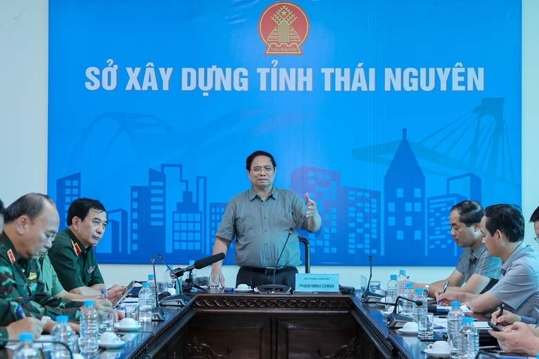 Thủ tướng chỉ đạo 9 nhiệm vụ cấp b&aacute;ch tại Th&aacute;i Nguy&ecirc;n, x&acirc;y dựng đường, đ&ecirc; hai b&ecirc;n s&ocirc;ng Cầu- Ảnh 1.