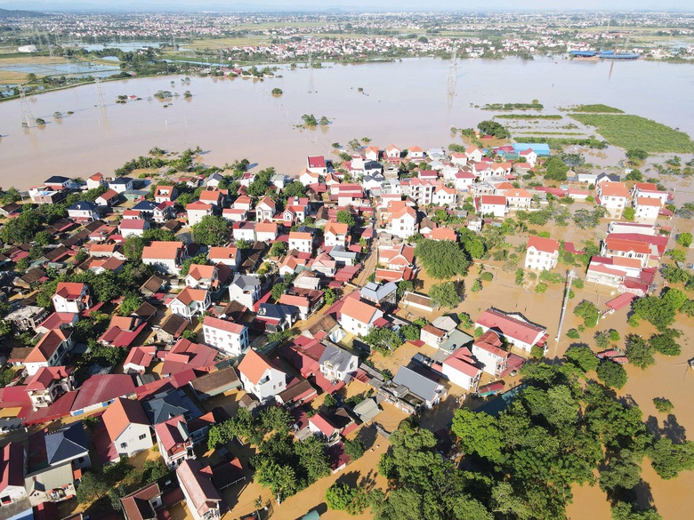 Bắc Ninh: Trắng đ&ecirc;m đắp đ&ecirc; ngăn lũ s&ocirc;ng Cầu- Ảnh 11.