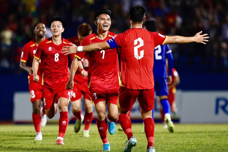 V&ograve;ng loại Asian Cup 2027: Hậu vệ đua nhau tỏa s&aacute;ng, tuyển Việt Nam thắng dễ Nepal- Ảnh 2.