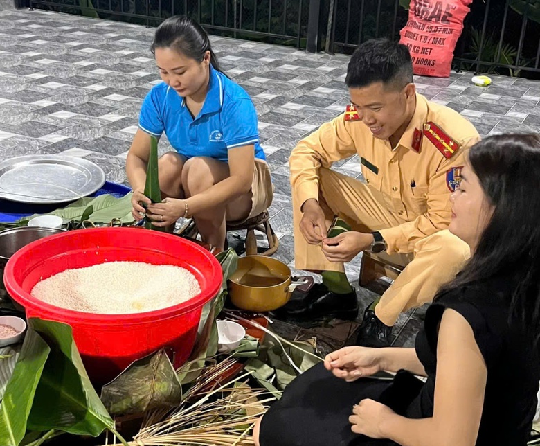 Từ L&agrave;o Cai đến Th&aacute;i Nguy&ecirc;n, h&agrave;nh tr&igrave;nh nặng nghĩa t&igrave;nh hướng về v&ugrave;ng lũ- Ảnh 2.