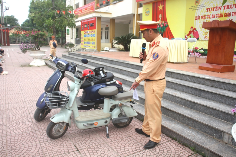 Ph&uacute; Thọ: Tr&aacute;ch nhiệm của phụ huynh trong chấp h&agrave;nh quy định về tuổi điều khiển phương tiện- Ảnh 4.