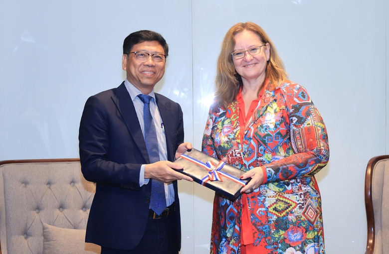 Thúc đẩy hợp tác Việt Nam - Hà Lan lĩnh vực hàng không, hàng hải- Ảnh 3. Thúc đẩy hợp tác Việt Nam - Hà Lan lĩnh vực hàng không, hàng hải- Ảnh 3.