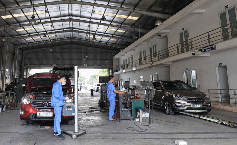 &Ocirc; t&ocirc; biển v&agrave;ng đổi sang biển trắng, chu kỳ đăng kiểm c&oacute; thay đổi kh&ocirc;ng?- Ảnh 1.