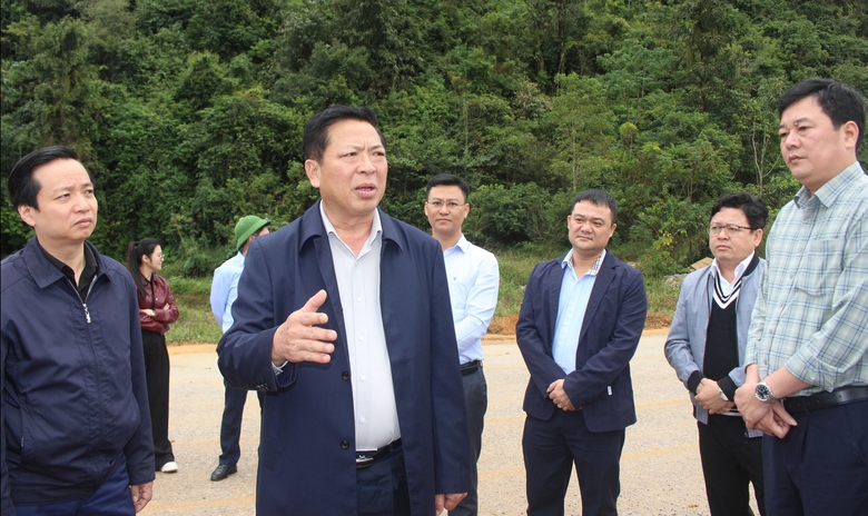 Khắc phục khó khăn, thông tuyến cao tốc tại Cao Bằng và Lạng Sơn đúng hẹn 19/12- Ảnh 1. Khắc phục khó khăn, thông tuyến cao tốc tại Cao Bằng và Lạng Sơn đúng hẹn 19/12- Ảnh 1.